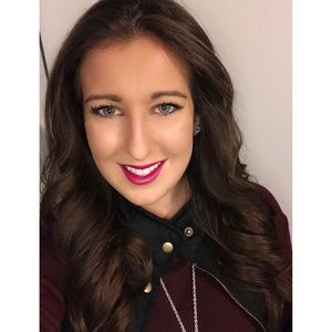 Meet your Posher, Danica